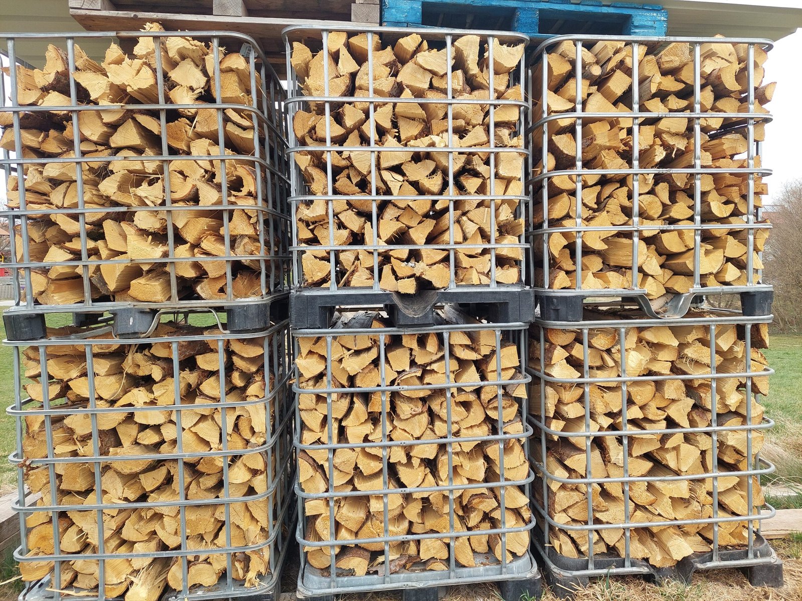 Sonderposten Fichte vorgetrocknet (1 Meter lang)